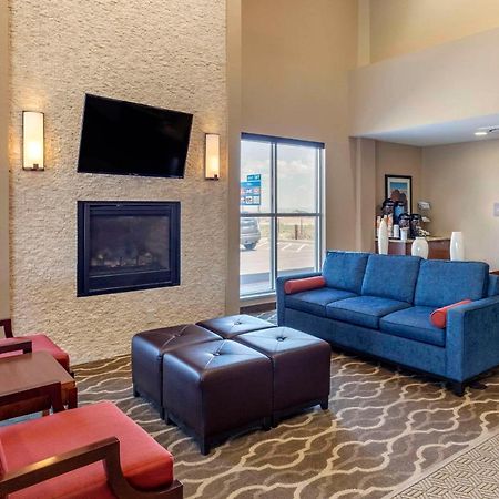 Comfort Inn & Suites Edgewood Экстерьер фото