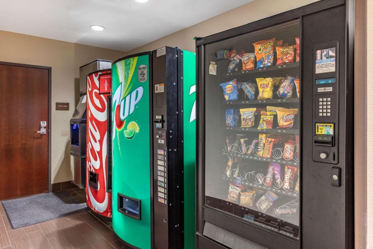 Comfort Inn & Suites Edgewood Экстерьер фото