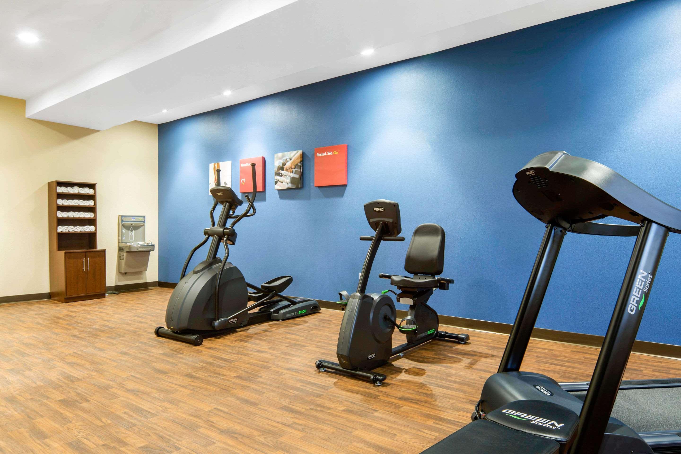 Comfort Inn & Suites Edgewood Экстерьер фото